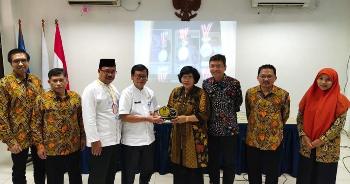 Studi Banding ke SMA Unggulan Thamrin Jakarta