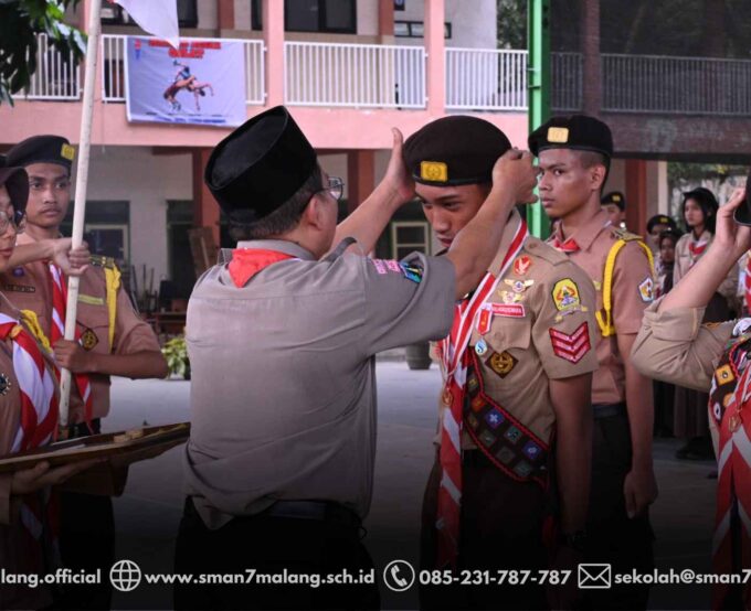 TUMBUHKAN JIWA KEPEMIMPINAN, SMAN 7 KOTA MALANG GELAR ORIENTASI PRAMUKA TEGAK UNTUK KELAS X