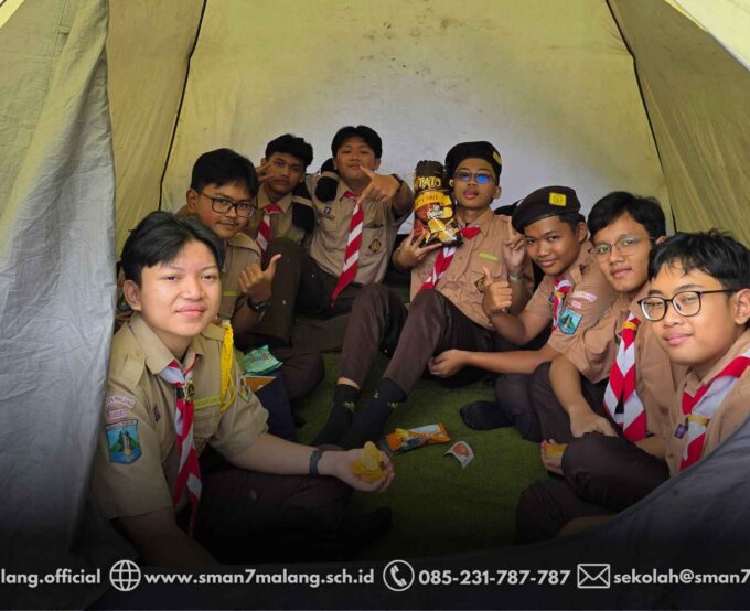 PEMBUKAAN KPLS SMAN 7 KOTA MALANG: PELAYANAN PRIMA DARI TIM KESEHATAN