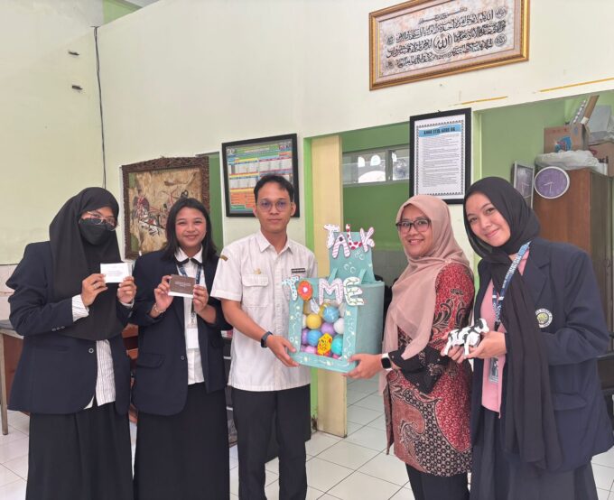 MEDIA FISH BOX “TALK TO ME”: KENANG-KENANGAN ASISTENSI MENGAJAR BK UM 2026 DENGAN BK SMA NEGERI 7 KOTA MALANG